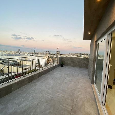 Terrace View-Stylish Two Bedrooms Fully Ac-Wifi Penthouse Msida Luaran gambar