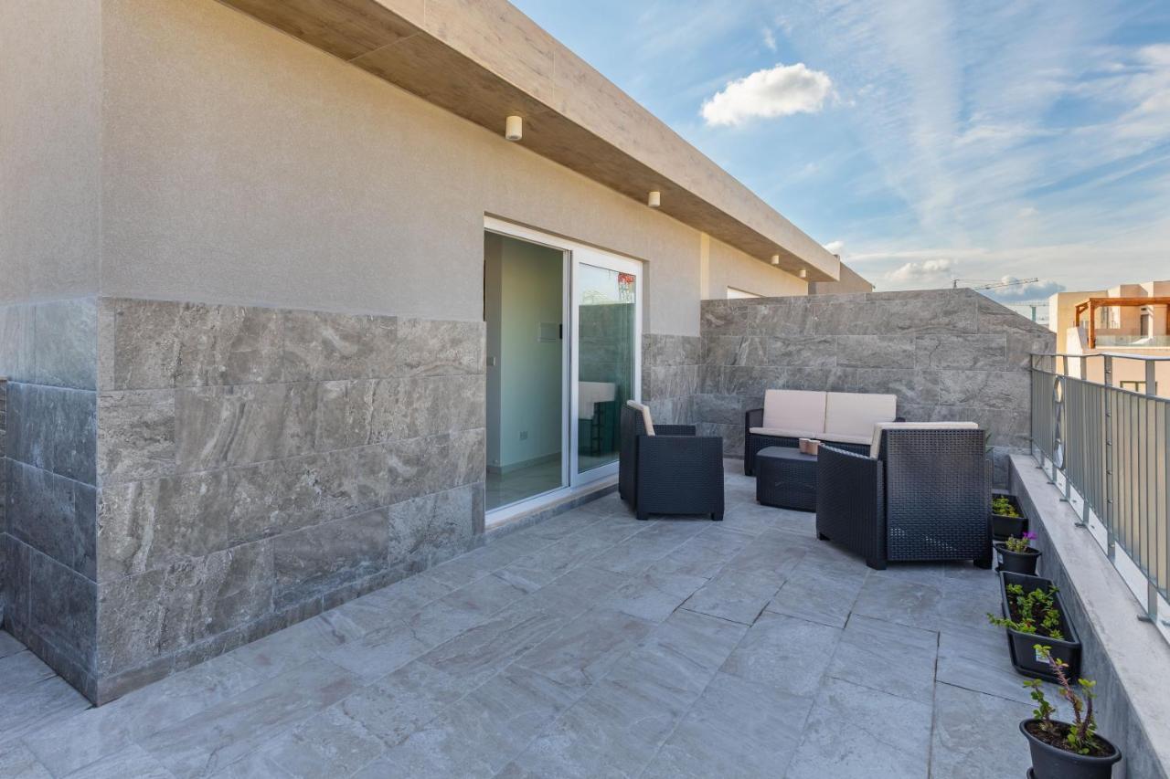 Terrace View-Stylish Two Bedrooms Fully Ac-Wifi Penthouse Msida Luaran gambar