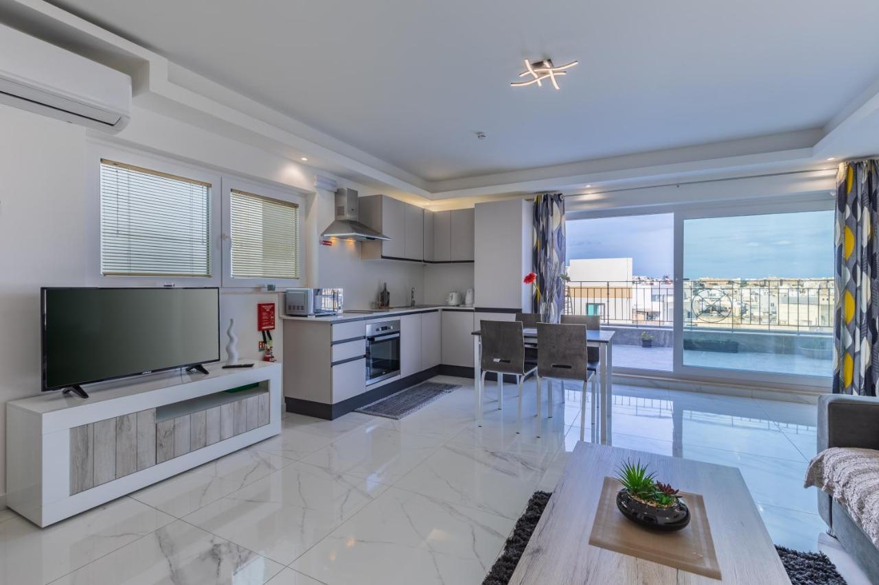 Terrace View-Stylish Two Bedrooms Fully Ac-Wifi Penthouse Msida Luaran gambar